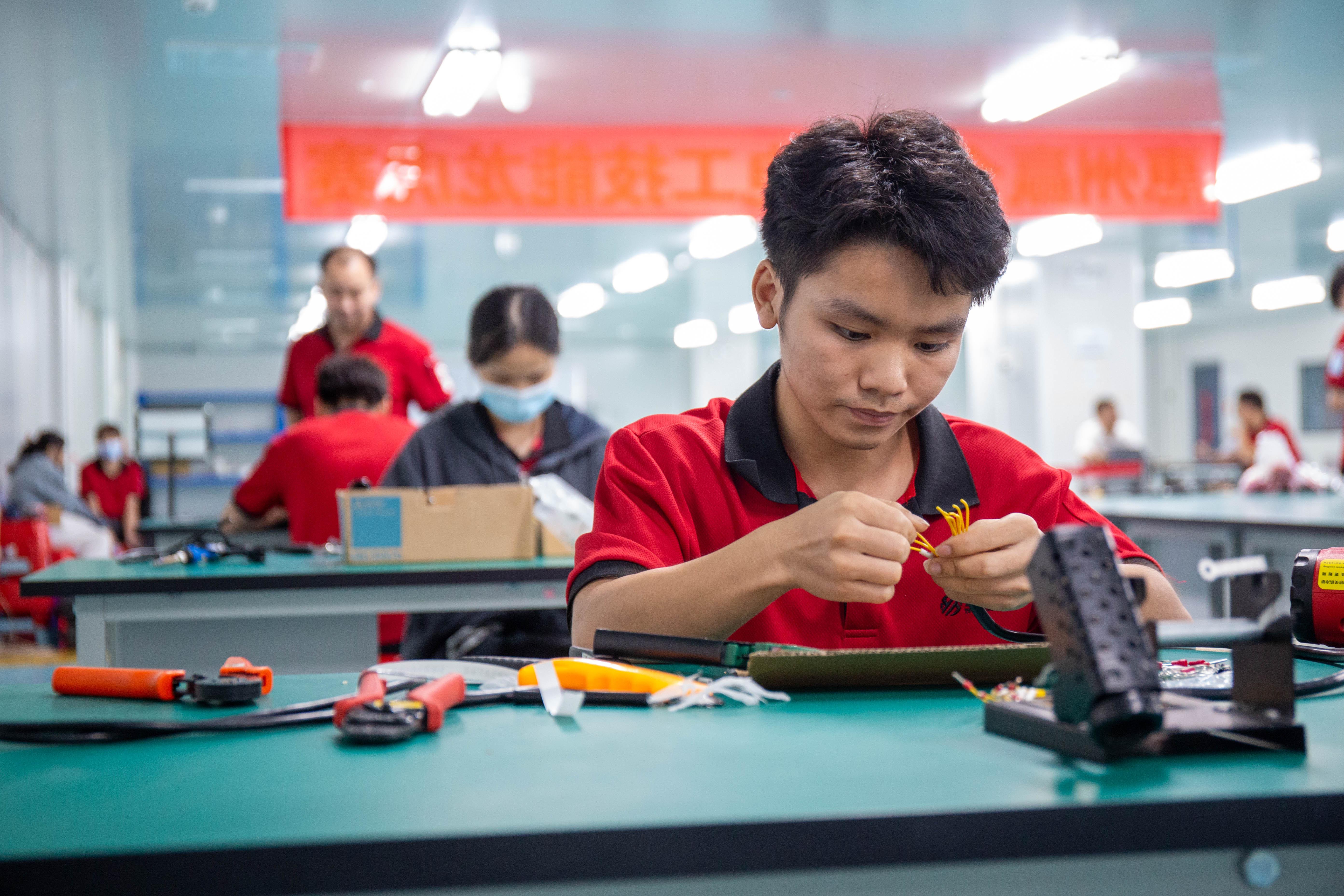 1635748693700988.jpg ac592c1d-1335-4cf6-b9cb-9a4cbedbc2ac.jpg